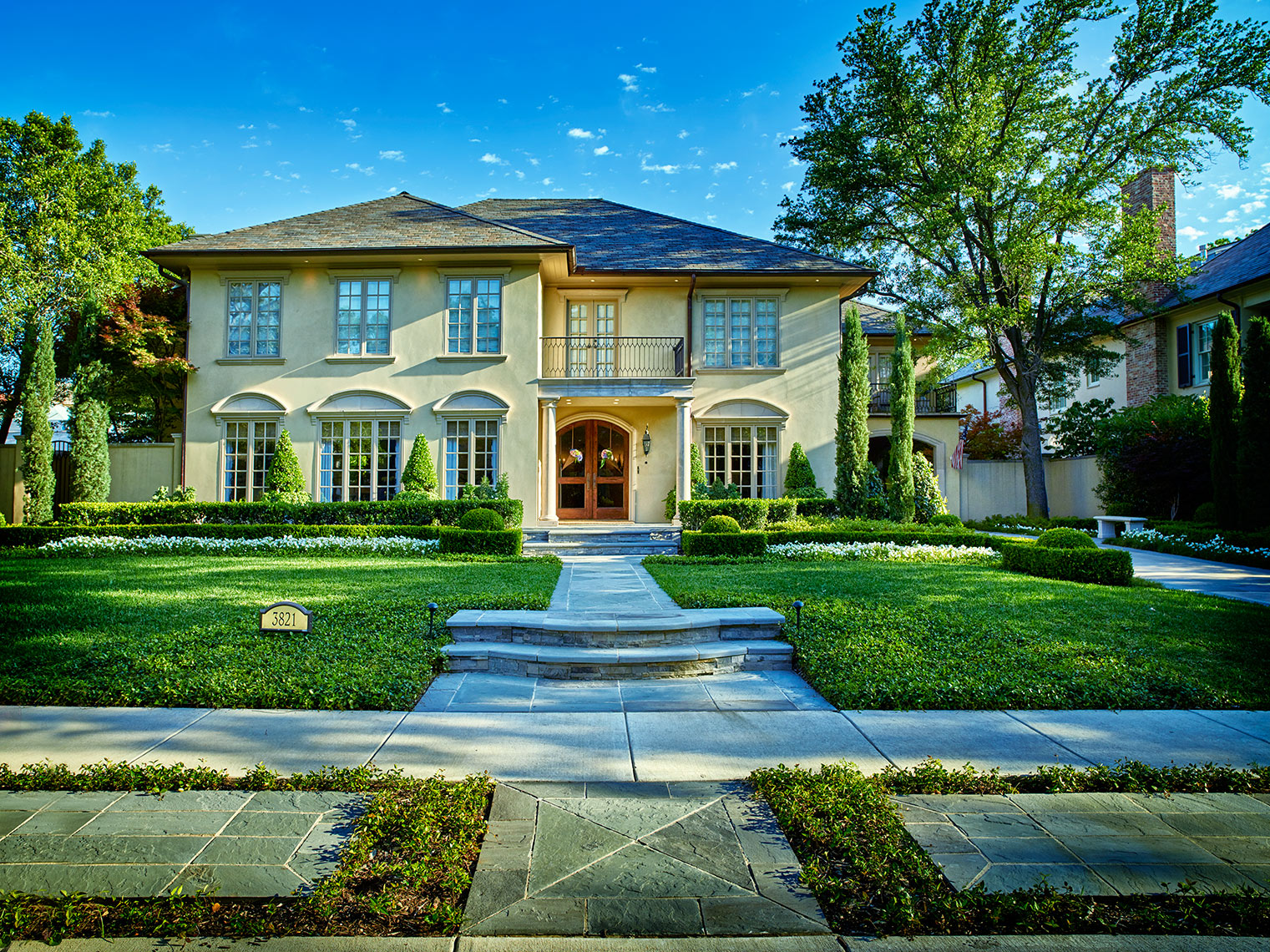 Custom home builders |  Dallas TX custom homes | contemporary homes | traditional homes